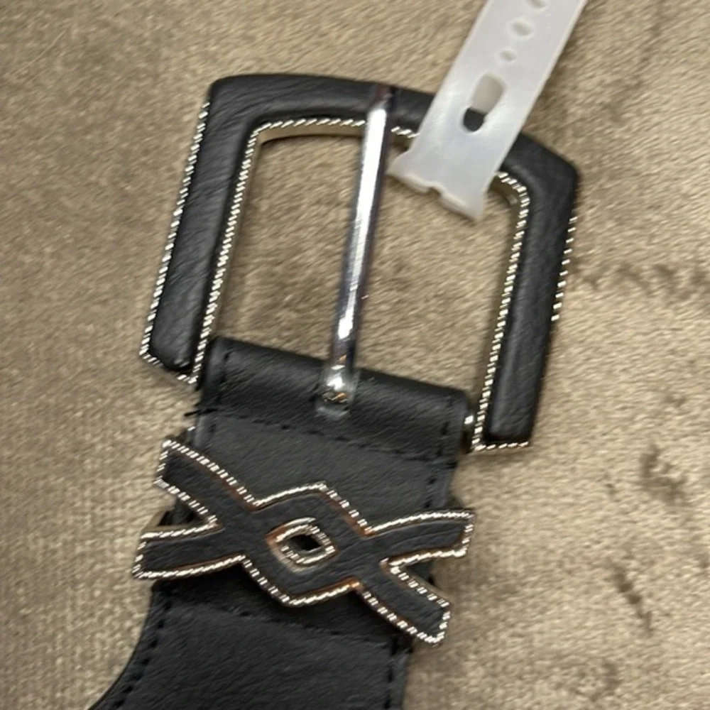 4 for 16$ Twelve stretchy belt